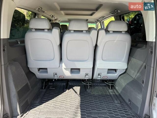 Серый Мерседес Виано, объемом двигателя 2.14 л и пробегом 293 тыс. км за 17900 $, фото 13 на Automoto.ua