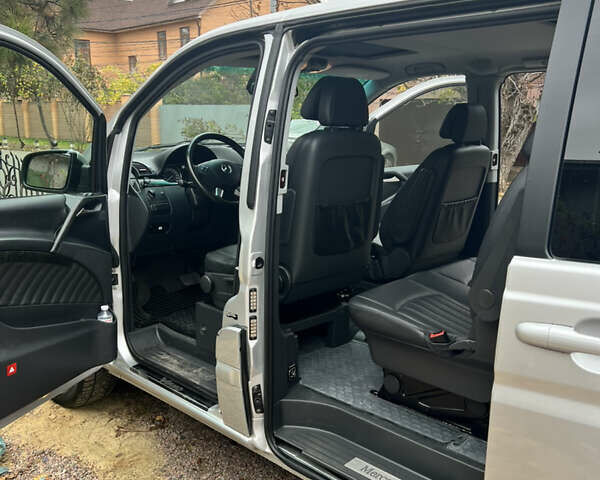 Серый Мерседес Виано, объемом двигателя 2.2 л и пробегом 226 тыс. км за 24200 $, фото 29 на Automoto.ua