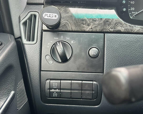 Серый Мерседес Виано, объемом двигателя 2.2 л и пробегом 226 тыс. км за 24200 $, фото 58 на Automoto.ua