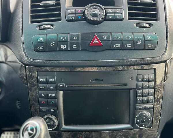 Сірий Мерседес Віано, об'ємом двигуна 3 л та пробігом 235 тис. км за 25600 $, фото 10 на Automoto.ua