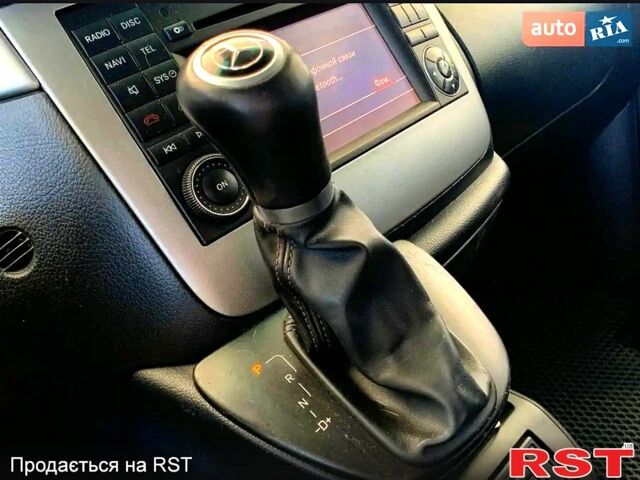 Сірий Мерседес Віано, об'ємом двигуна 3 л та пробігом 394 тис. км за 19299 $, фото 7 на Automoto.ua