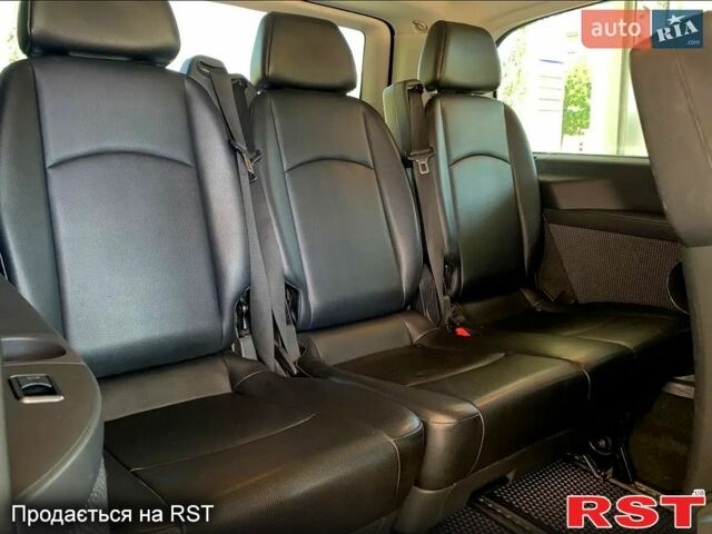 Сірий Мерседес Віано, об'ємом двигуна 3 л та пробігом 394 тис. км за 19299 $, фото 9 на Automoto.ua