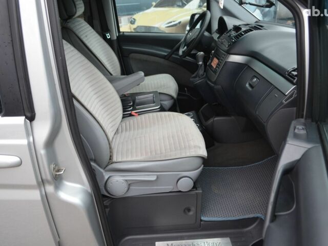 Сірий Мерседес Віано, об'ємом двигуна 3.5 л та пробігом 302 тис. км за 14300 $, фото 17 на Automoto.ua