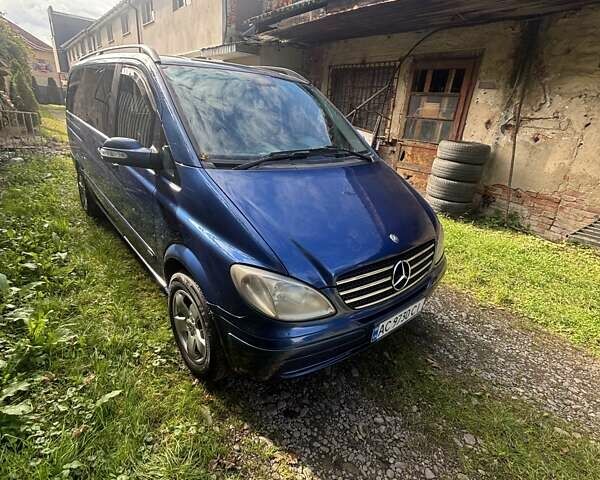 Синий Мерседес Виано, объемом двигателя 2.15 л и пробегом 500 тыс. км за 10000 $, фото 4 на Automoto.ua