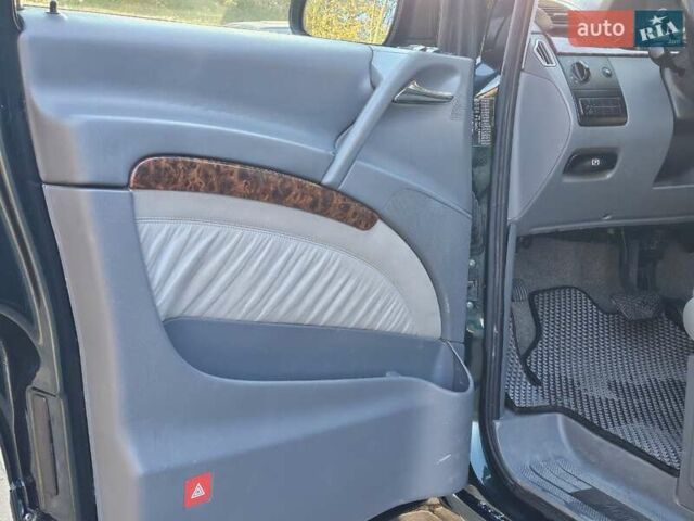 Зеленый Мерседес Виано, объемом двигателя 2.15 л и пробегом 315 тыс. км за 12200 $, фото 11 на Automoto.ua