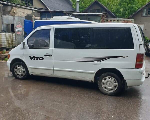 Білий Мерседес Vito 108, об'ємом двигуна 2.2 л та пробігом 450 тис. км за 4999 $, фото 2 на Automoto.ua