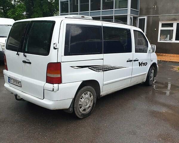 Білий Мерседес Vito 108, об'ємом двигуна 2.2 л та пробігом 450 тис. км за 4999 $, фото 1 на Automoto.ua