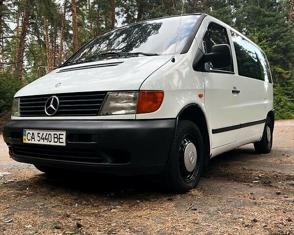 Білий Мерседес Vito 108, об'ємом двигуна 2.2 л та пробігом 271 тис. км за 5300 $, фото 2 на Automoto.ua