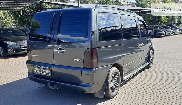 Сірий Мерседес Vito 112, об'ємом двигуна 2.2 л та пробігом 188 тис. км за 8300 $, фото 4 на Automoto.ua