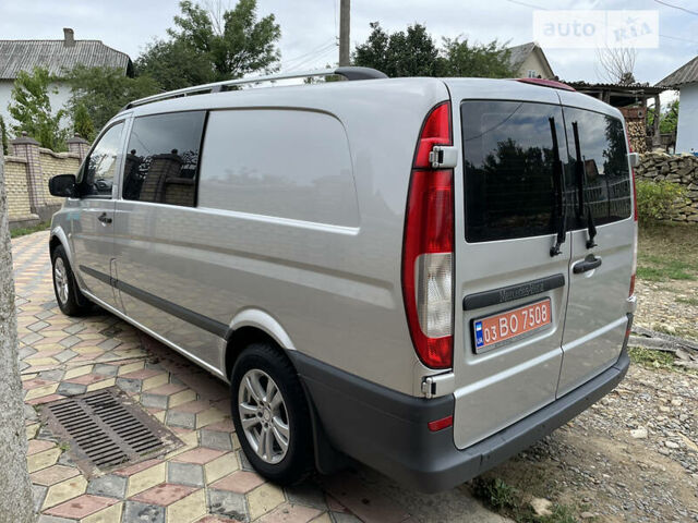 Сірий Мерседес Vito 113, об'ємом двигуна 2.2 л та пробігом 242 тис. км за 15200 $, фото 6 на Automoto.ua