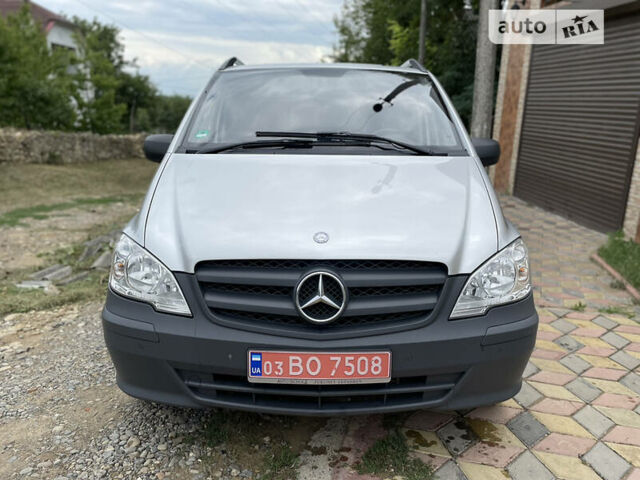 Сірий Мерседес Vito 113, об'ємом двигуна 2.2 л та пробігом 242 тис. км за 15200 $, фото 1 на Automoto.ua