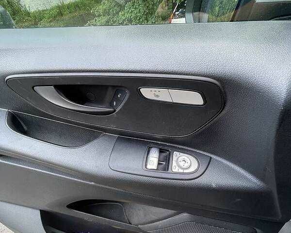 Мерседес Vito 114, объемом двигателя 0 л и пробегом 0 тыс. км за 14000 $, фото 7 на Automoto.ua