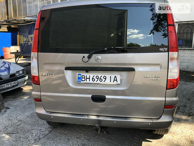 Сірий Мерседес Vito 115, об'ємом двигуна 2.1 л та пробігом 156 тис. км за 14500 $, фото 3 на Automoto.ua