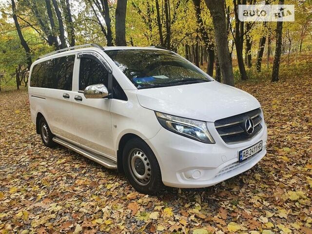 Білий Мерседес Vito 116, об'ємом двигуна 2.1 л та пробігом 170 тис. км за 20000 $, фото 2 на Automoto.ua