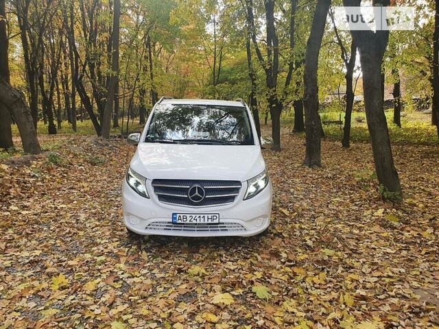 Белый Мерседес Vito 116, объемом двигателя 2.1 л и пробегом 170 тыс. км за 20000 $, фото 1 на Automoto.ua