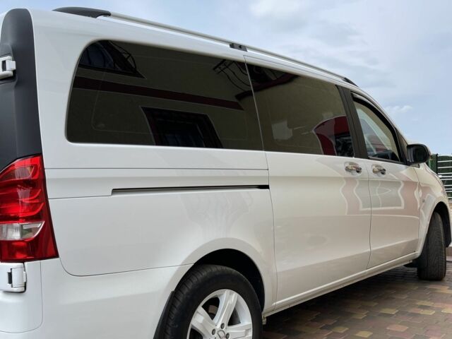 Белый Мерседес Вито, объемом двигателя 2 л и пробегом 230 тыс. км за 26000 $, фото 2 на Automoto.ua