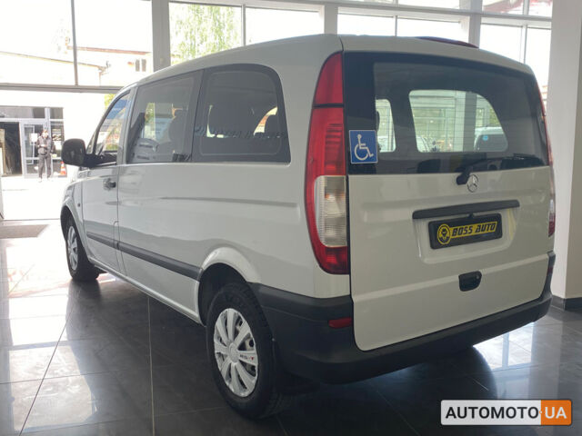 Белый Мерседес Вито, объемом двигателя 2.1 л и пробегом 217 тыс. км за 7300 $, фото 4 на Automoto.ua