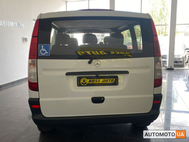 Белый Мерседес Вито, объемом двигателя 2.1 л и пробегом 217 тыс. км за 7300 $, фото 5 на Automoto.ua