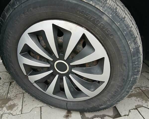 Белый Мерседес Вито, объемом двигателя 2.15 л и пробегом 346 тыс. км за 3700 $, фото 10 на Automoto.ua