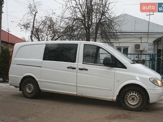 Белый Мерседес Вито, объемом двигателя 2.15 л и пробегом 427 тыс. км за 5500 $, фото 7 на Automoto.ua