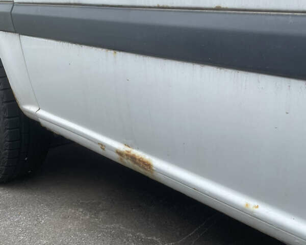 Білий Мерседес Віто, об'ємом двигуна 2.15 л та пробігом 355 тис. км за 6700 $, фото 7 на Automoto.ua