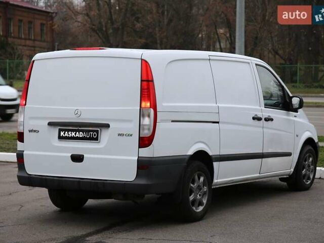 Белый Мерседес Вито, объемом двигателя 2.14 л и пробегом 528 тыс. км за 9900 $, фото 5 на Automoto.ua