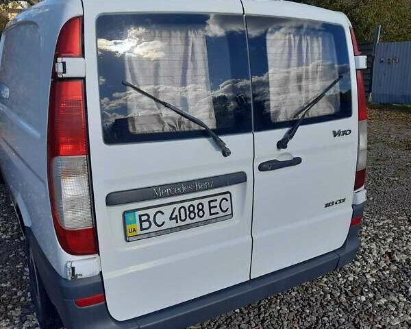 Белый Мерседес Вито, объемом двигателя 2.14 л и пробегом 456 тыс. км за 8000 $, фото 12 на Automoto.ua