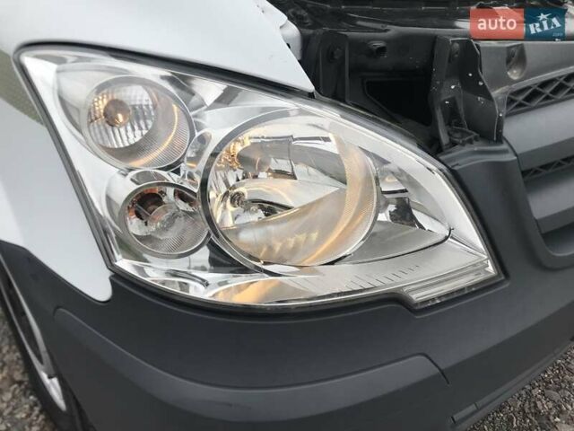 Білий Мерседес Віто, об'ємом двигуна 2.14 л та пробігом 293 тис. км за 15800 $, фото 35 на Automoto.ua