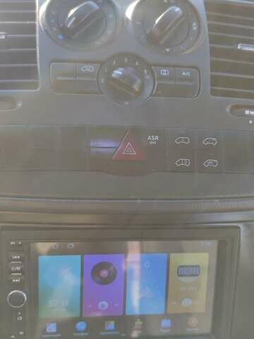 Белый Мерседес Вито, объемом двигателя 2.14 л и пробегом 313 тыс. км за 13850 $, фото 17 на Automoto.ua