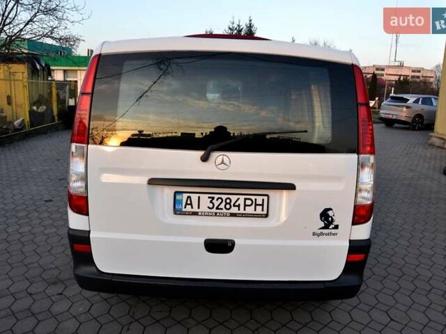 Белый Мерседес Вито, объемом двигателя 2.15 л и пробегом 357 тыс. км за 8999 $, фото 10 на Automoto.ua