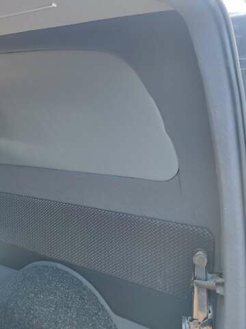 Белый Мерседес Вито, объемом двигателя 2.14 л и пробегом 313 тыс. км за 13850 $, фото 14 на Automoto.ua