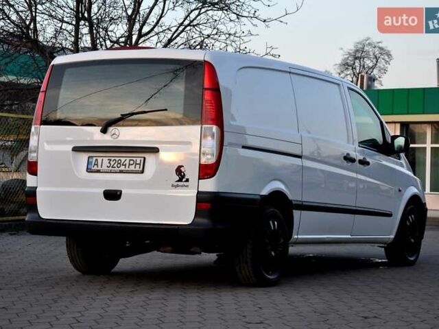 Белый Мерседес Вито, объемом двигателя 2.15 л и пробегом 357 тыс. км за 8999 $, фото 24 на Automoto.ua