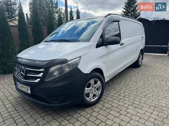 Белый Мерседес Вито, объемом двигателя 2.14 л и пробегом 270 тыс. км за 15900 $, фото 6 на Automoto.ua