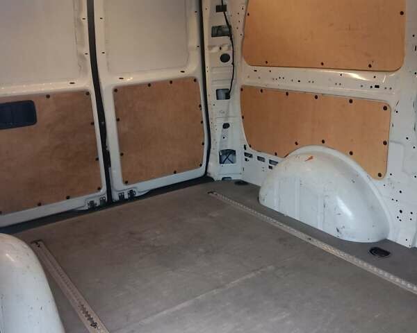 Белый Мерседес Вито, объемом двигателя 1.6 л и пробегом 137 тыс. км за 15100 $, фото 16 на Automoto.ua