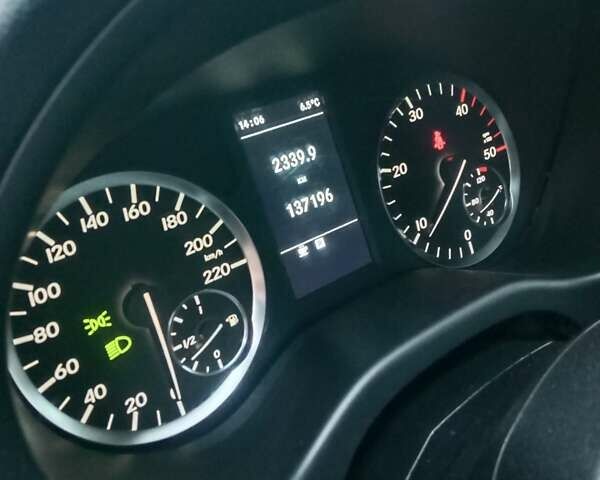 Белый Мерседес Вито, объемом двигателя 1.6 л и пробегом 137 тыс. км за 15100 $, фото 11 на Automoto.ua