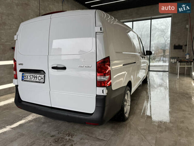 Белый Мерседес Вито, объемом двигателя 2.14 л и пробегом 143 тыс. км за 15999 $, фото 5 на Automoto.ua