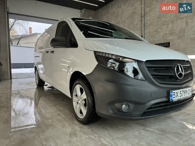 Белый Мерседес Вито, объемом двигателя 2.14 л и пробегом 143 тыс. км за 15999 $, фото 7 на Automoto.ua