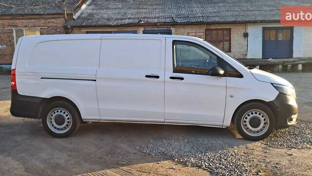 Білий Мерседес Віто, об'ємом двигуна 2.15 л та пробігом 319 тис. км за 18900 $, фото 8 на Automoto.ua