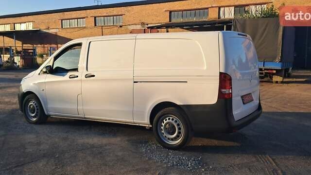 Білий Мерседес Віто, об'ємом двигуна 2.15 л та пробігом 319 тис. км за 18900 $, фото 10 на Automoto.ua