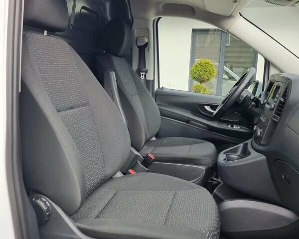 Белый Мерседес Вито, объемом двигателя 2 л и пробегом 210 тыс. км за 22900 $, фото 24 на Automoto.ua