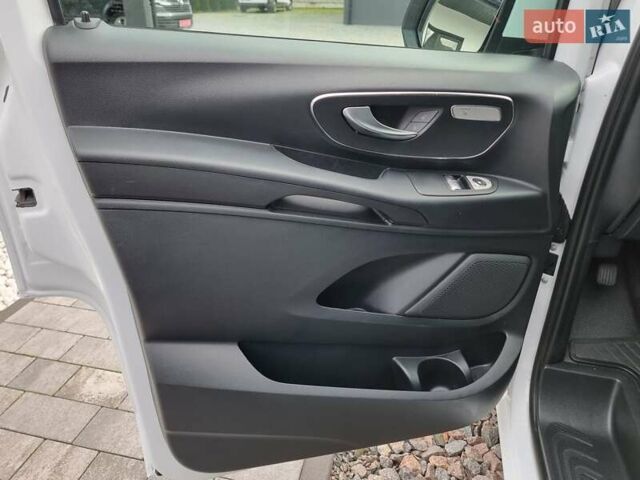 Белый Мерседес Вито, объемом двигателя 2 л и пробегом 210 тыс. км за 22900 $, фото 16 на Automoto.ua