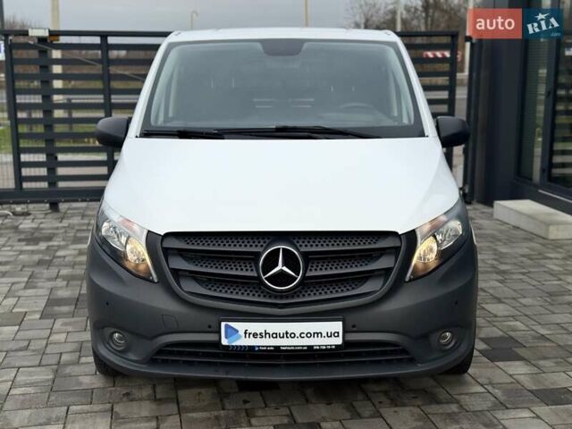 Белый Мерседес Вито, объемом двигателя 2 л и пробегом 186 тыс. км за 25500 $, фото 1 на Automoto.ua
