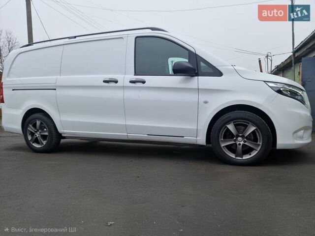 Белый Мерседес Вито, объемом двигателя 1.95 л и пробегом 254 тыс. км за 20499 $, фото 1 на Automoto.ua