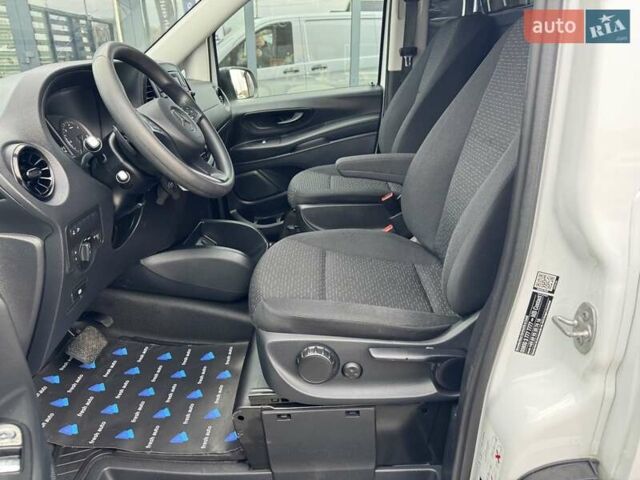 Белый Мерседес Вито, объемом двигателя 2 л и пробегом 186 тыс. км за 25500 $, фото 20 на Automoto.ua