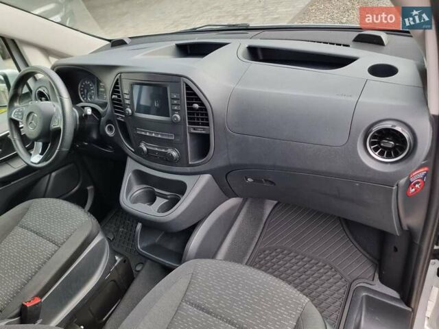 Белый Мерседес Вито, объемом двигателя 2 л и пробегом 210 тыс. км за 22900 $, фото 23 на Automoto.ua