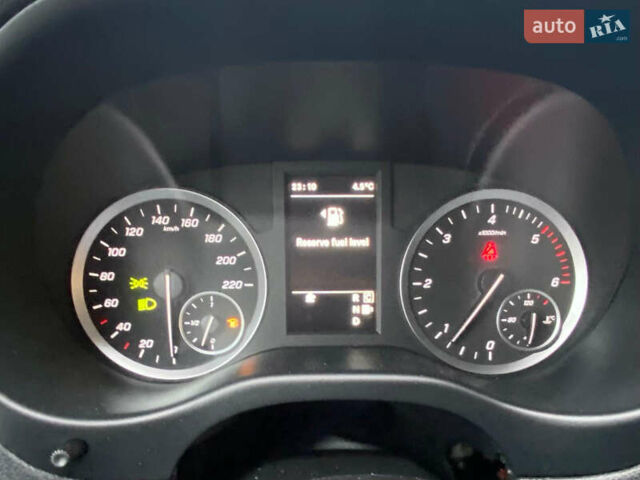 Білий Мерседес Віто, об'ємом двигуна 2.15 л та пробігом 195 тис. км за 20700 $, фото 11 на Automoto.ua