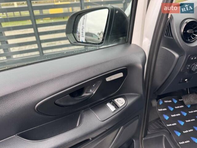 Белый Мерседес Вито, объемом двигателя 2 л и пробегом 186 тыс. км за 25500 $, фото 14 на Automoto.ua