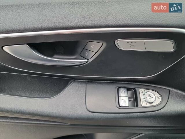 Белый Мерседес Вито, объемом двигателя 2 л и пробегом 210 тыс. км за 22900 $, фото 17 на Automoto.ua