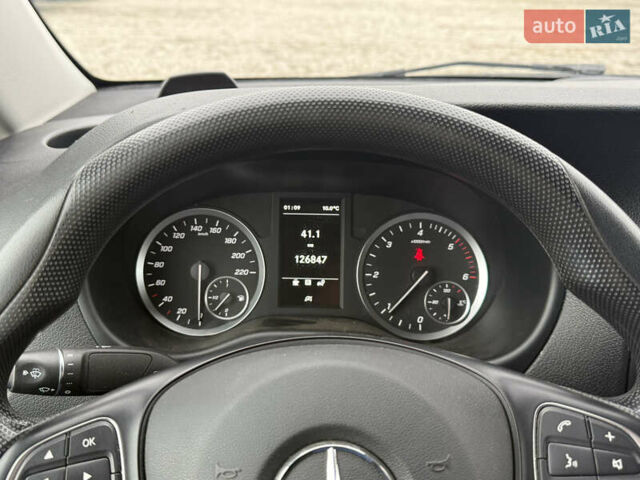 Белый Мерседес Вито, объемом двигателя 1.8 л и пробегом 126 тыс. км за 17777 $, фото 8 на Automoto.ua