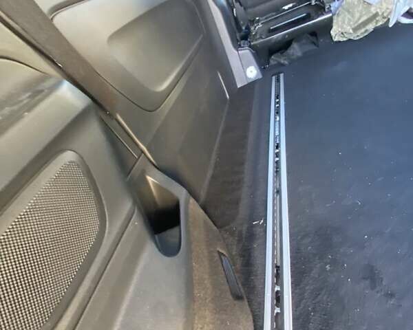 Белый Мерседес Вито, объемом двигателя 1.95 л и пробегом 144 тыс. км за 28000 $, фото 1 на Automoto.ua